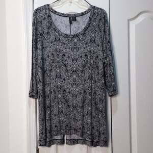 Cynthia Rowley 2x black white hi low hemline top